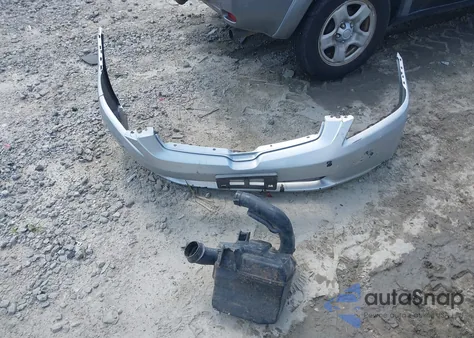 2004 Honda Accord Lx z USA, uszkodzony, nr VIN 1HGCM56304A016832